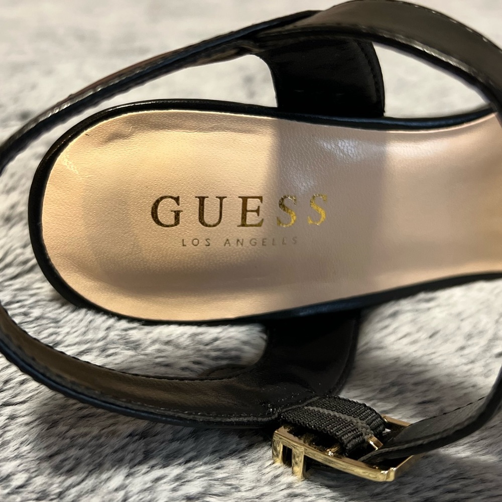 NWOT-Guess Wedges - Picture 6 of 14
